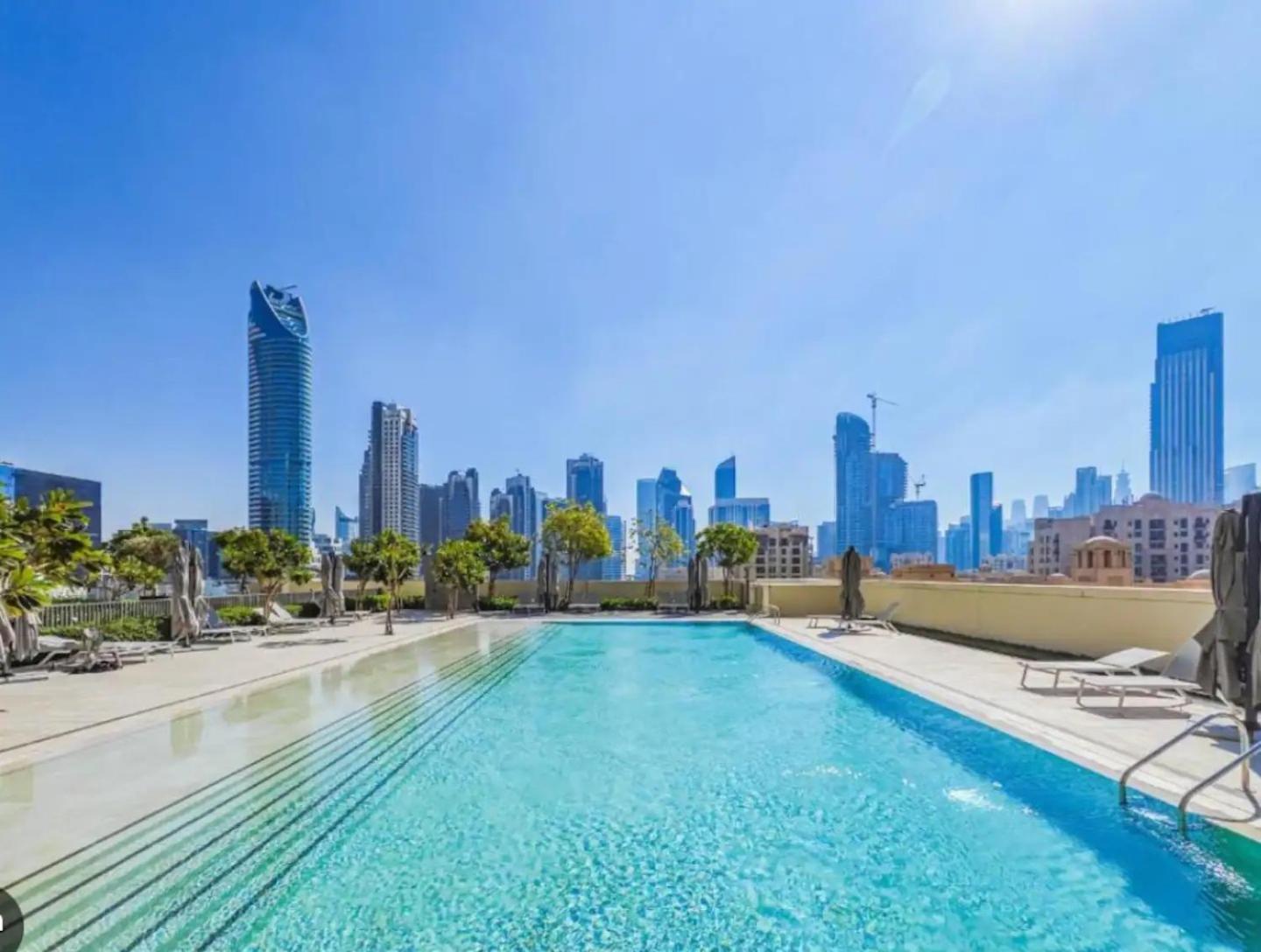 Incredible Burj Khalifa Views, Next To Mall * Dubai