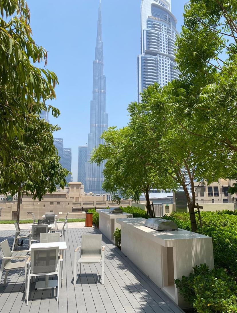 Incredible Burj Khalifa Views, Next To Mall Apartment Dubai